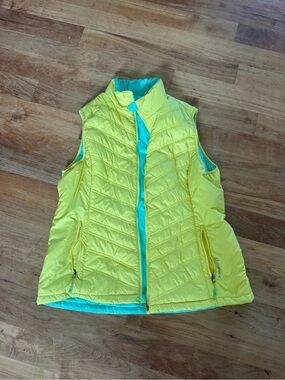 Sunice reversible vest